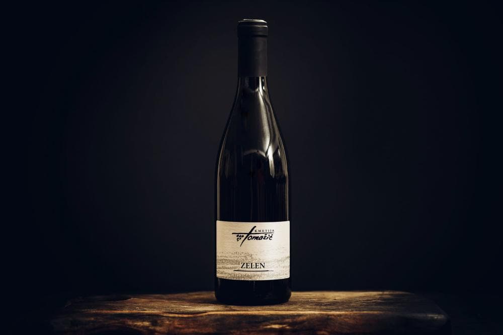 Kakovostno vino ZGP Pinela, Zelen ali Chardonnay 0,75 l Kmetija Tomažič Akcija v trgovini E.Leclerc