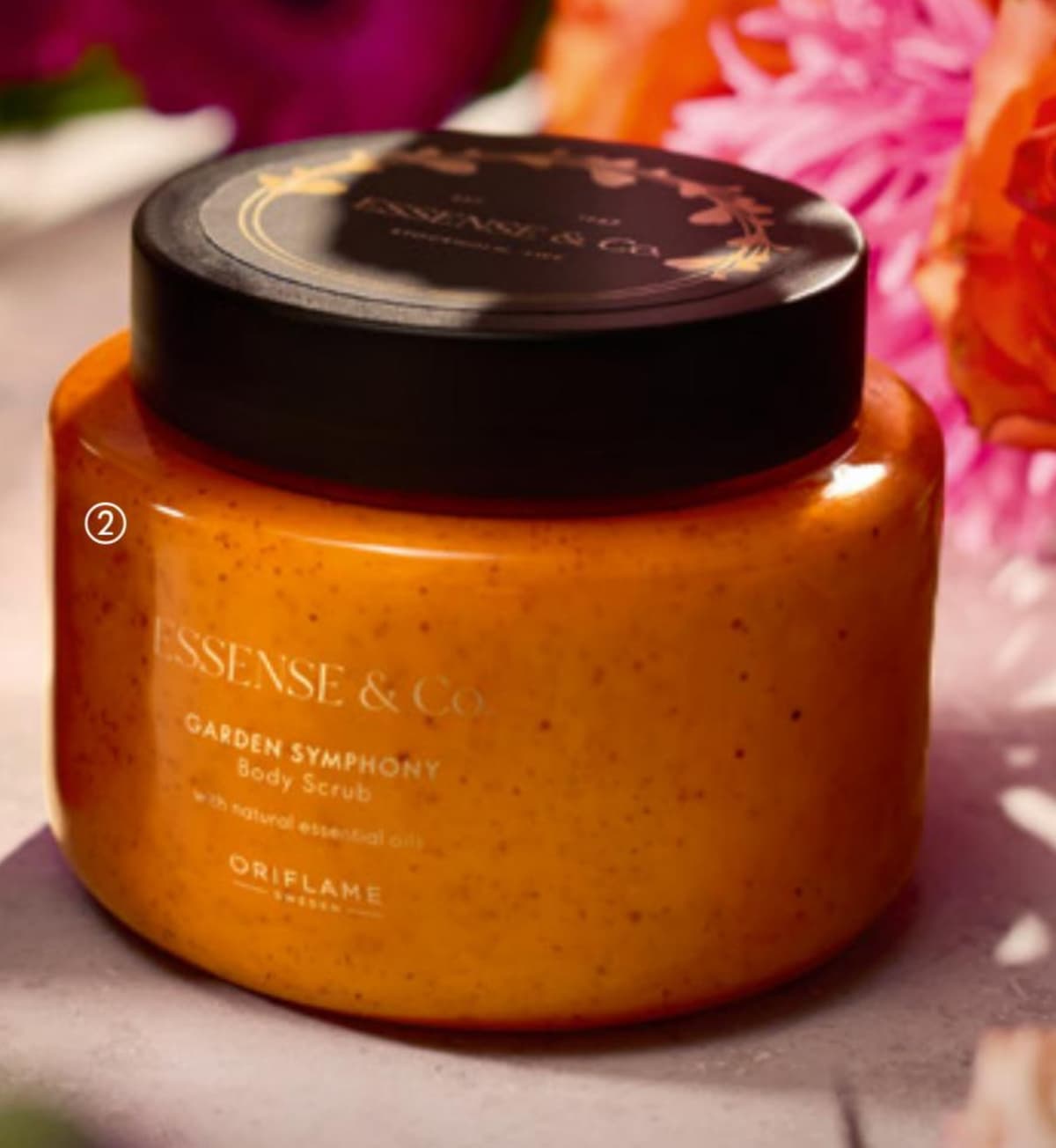 Essense&Co. Garden Symphony piling za telo 250 ml Akcija v trgovini Oriflame