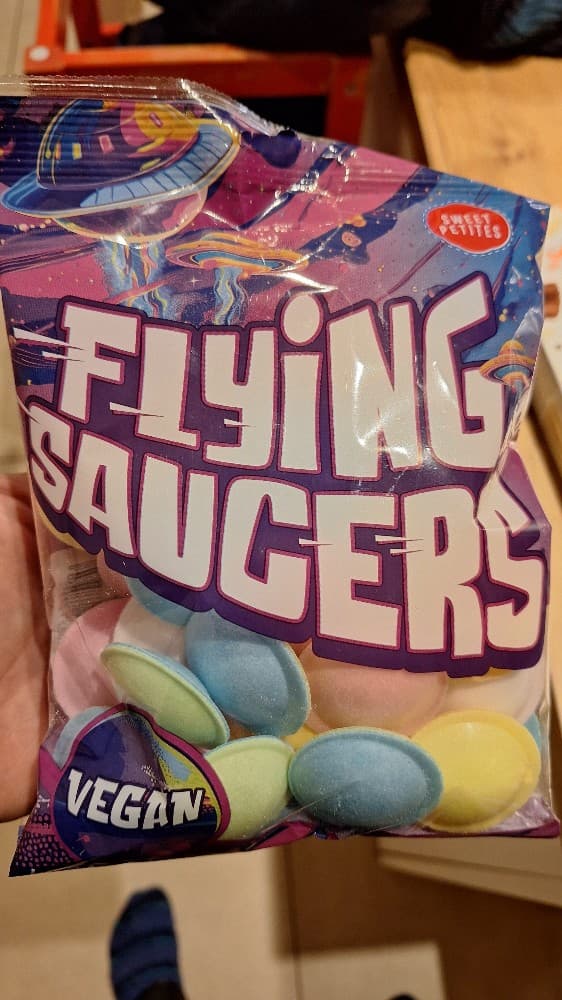 Flying Saucers 42 g Sweet Pellets Akcija v trgovini Action