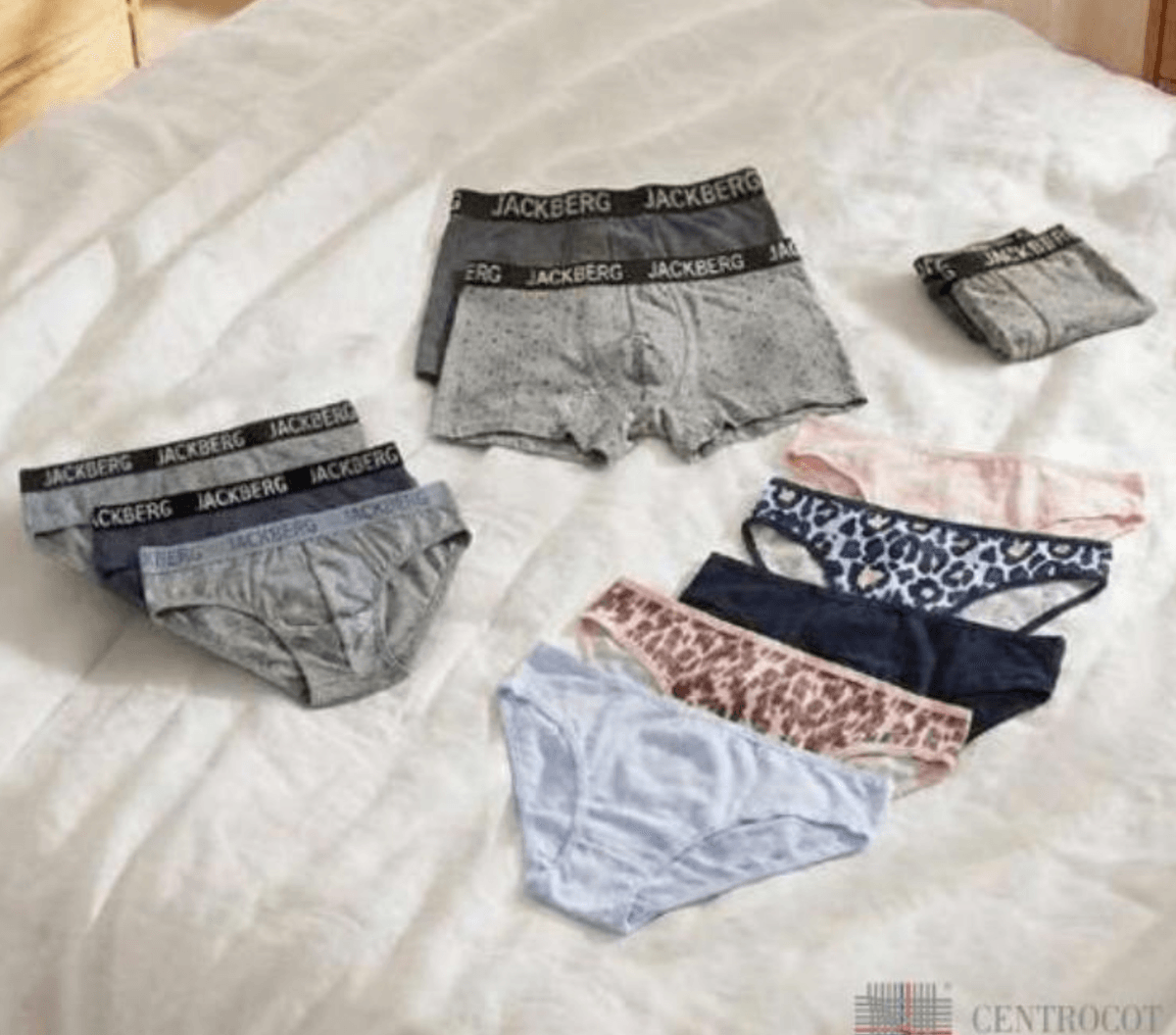 Komplet 2 moških boksaric/3 spodnjih hlač 2/3 kom - Akcija v trgovini Eurospin