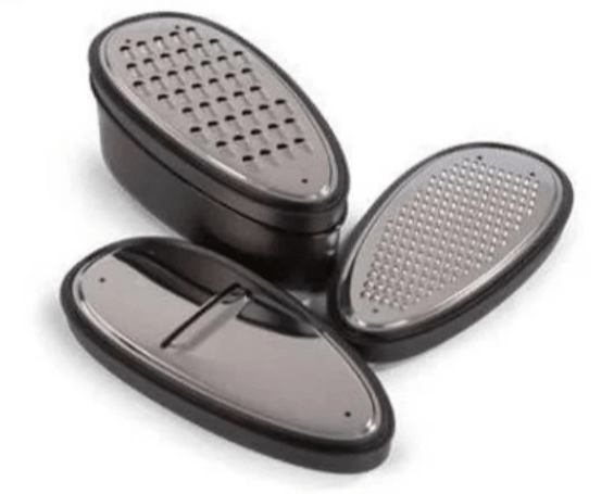 Strgalnik s posodo in 3 rezili - Akcija v trgovini Eurospin