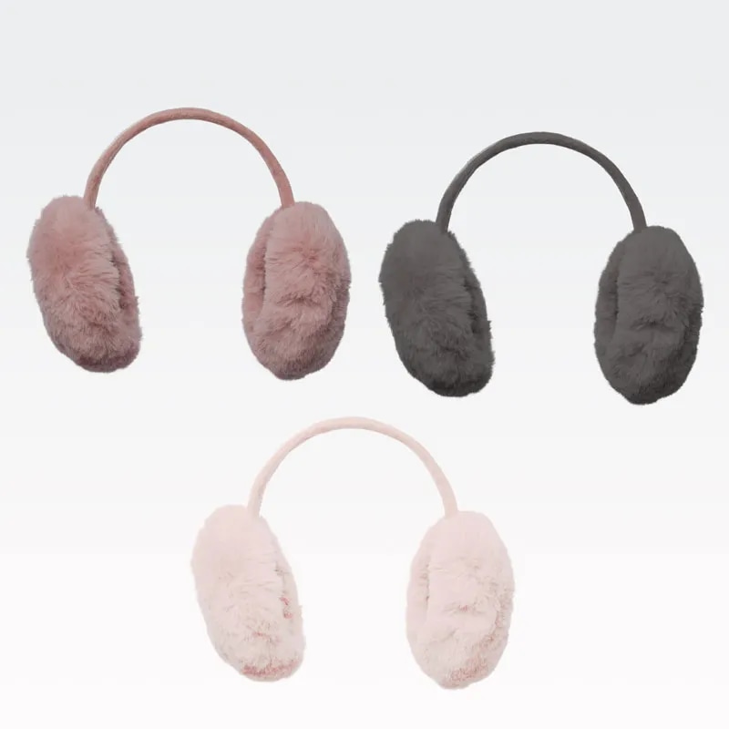 Naušniki - Akcija v trgovini Jager