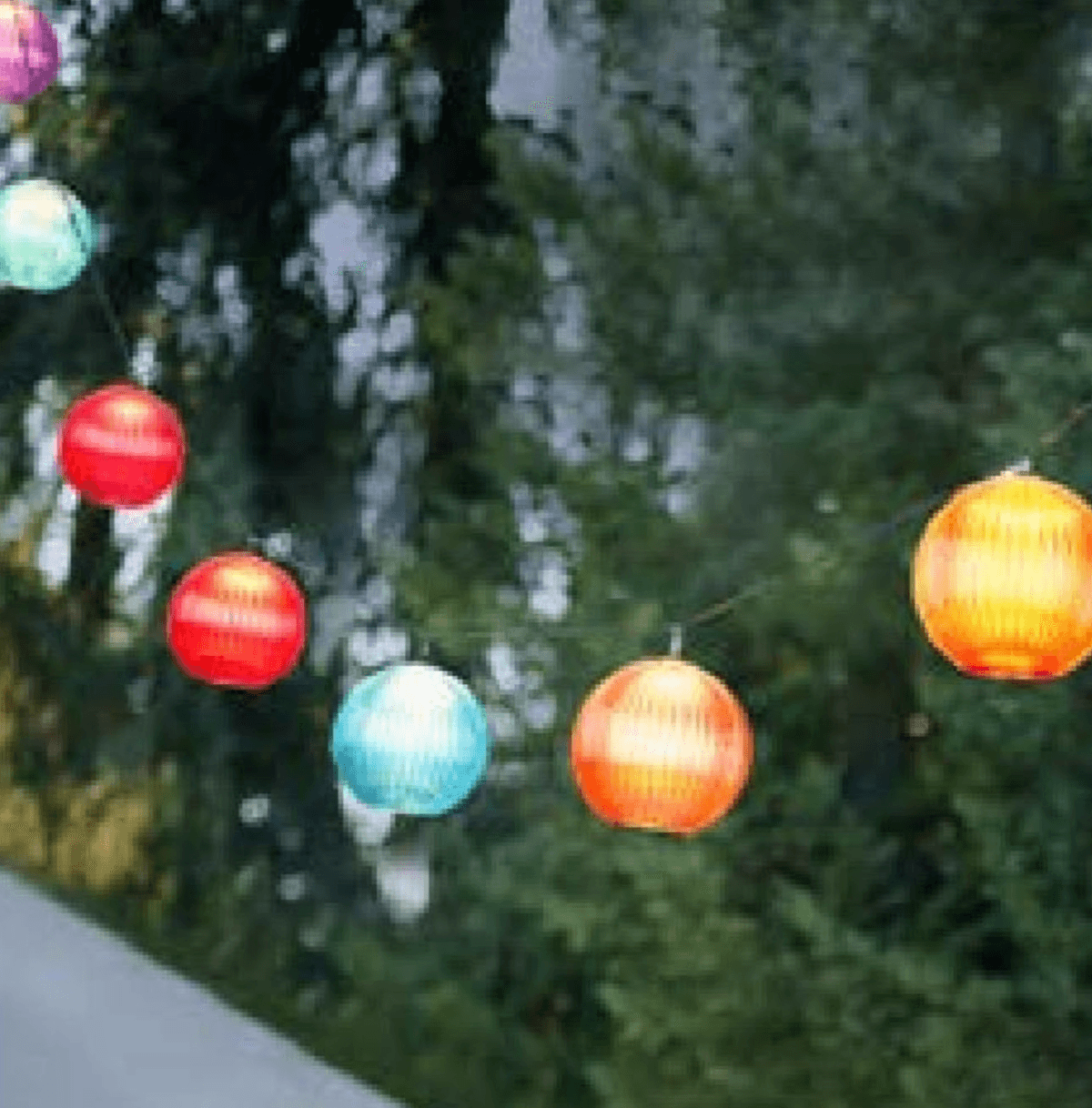 Solarna svetlobna LED veriga 'Balls' - Akcija v trgovini Bauhaus