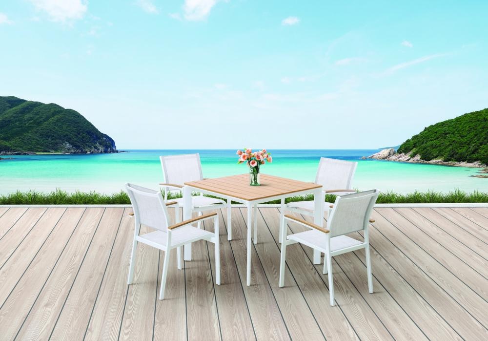 Set HOLLY 7 kosov - Akcija v trgovini Harvey Norman