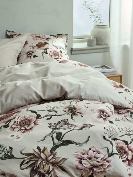 Posteljnina BIANA/JULIA - Akcija v trgovini Jysk