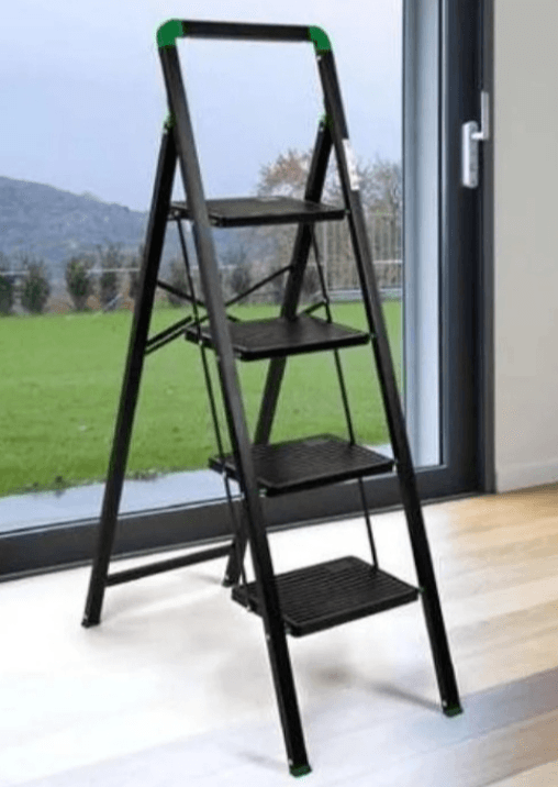 Kovinska lestev - Akcija v trgovini Eurospin