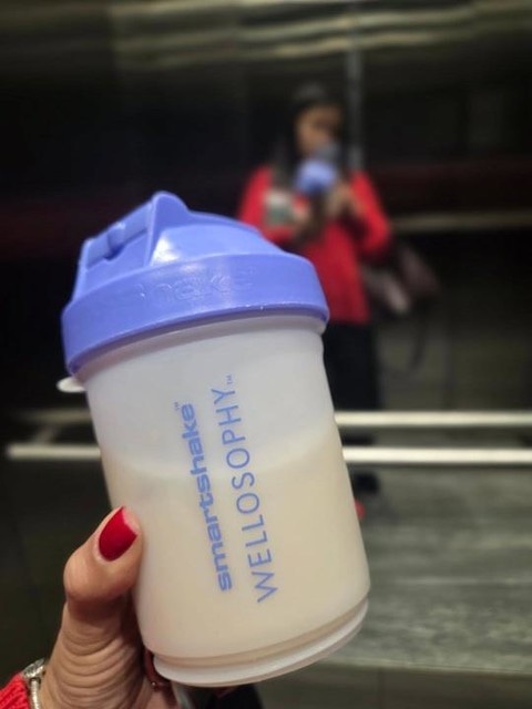 Wellosophy Smartshake steklenička - Akcija v trgovini Oriflame