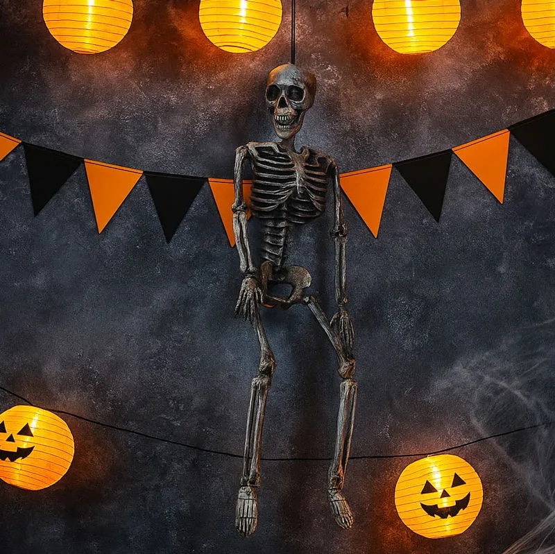 Dekorativni okostnjaki in duhovi - Akcija v trgovini Spar