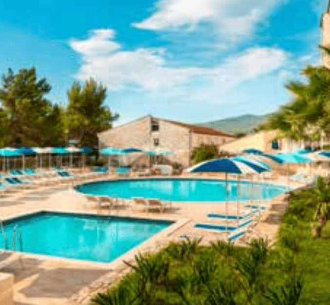 Hrvaška, Rabac Hotel Sunny Rabac 3* - Akcija v trgovini Mercator