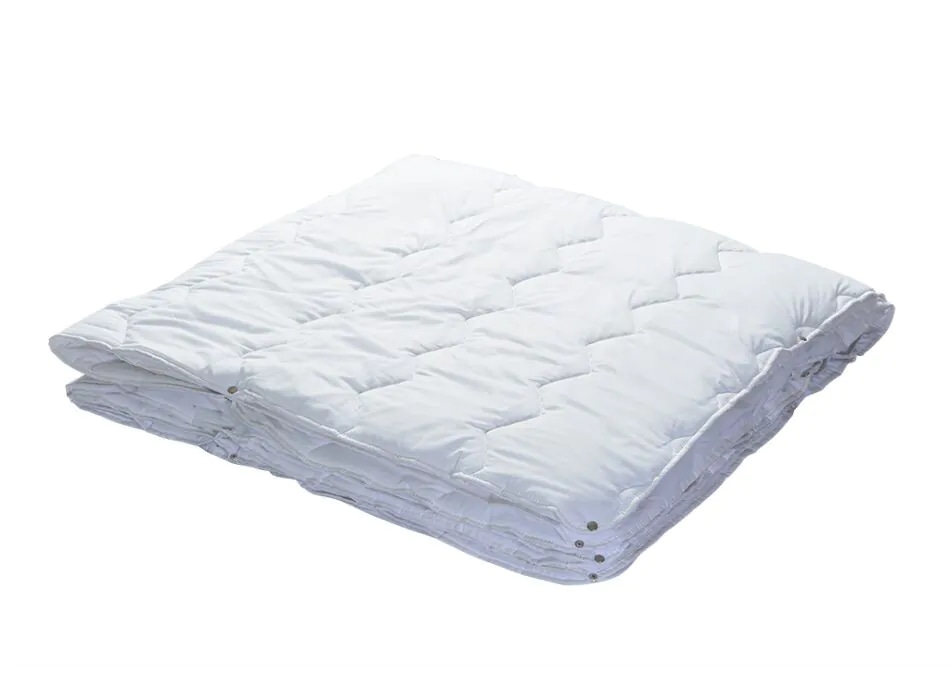 Dvojna prešita odeja NOVITESSE - Akcija v trgovini Hofer