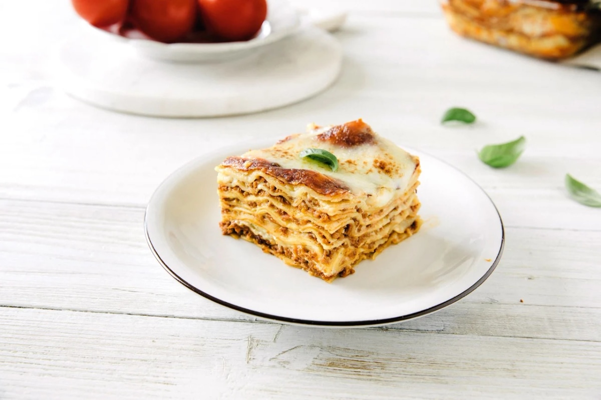 Mesna lazanja SPAR toGo - Akcija v trgovini Spar