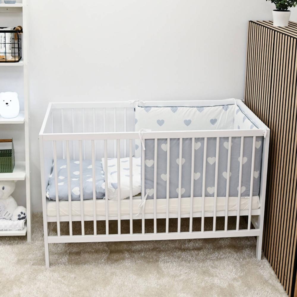 Posteljni komplet 8 v 1 Free On - Akcija v trgovini Baby Center