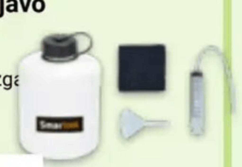 Komplet za menjavo motornega olja 1,6 l, 100 ml - Akcija v trgovini Pevex