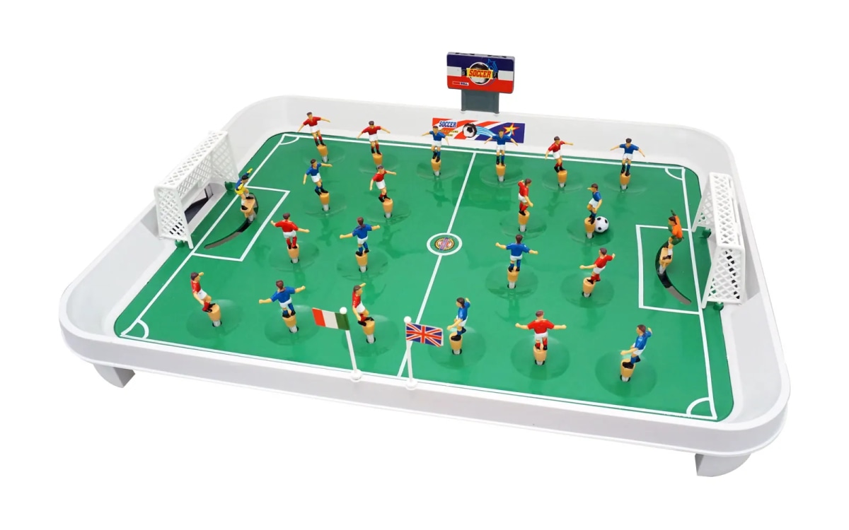 Mini nogomet na vzmet - Akcija v trgovini Spar