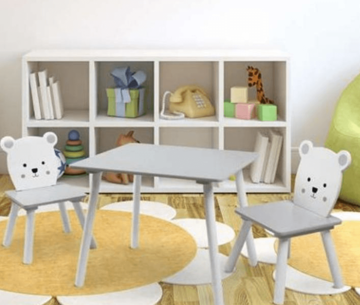 Mizica z 2 stoloma - Akcija v trgovini Eurospin