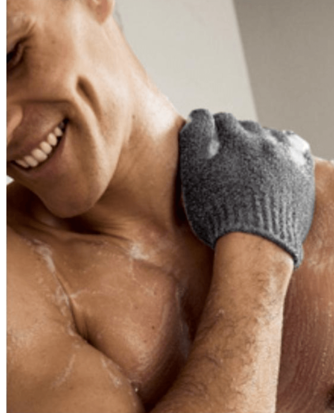 Rokavica za piling z ogljem - Akcija v trgovini Oriflame