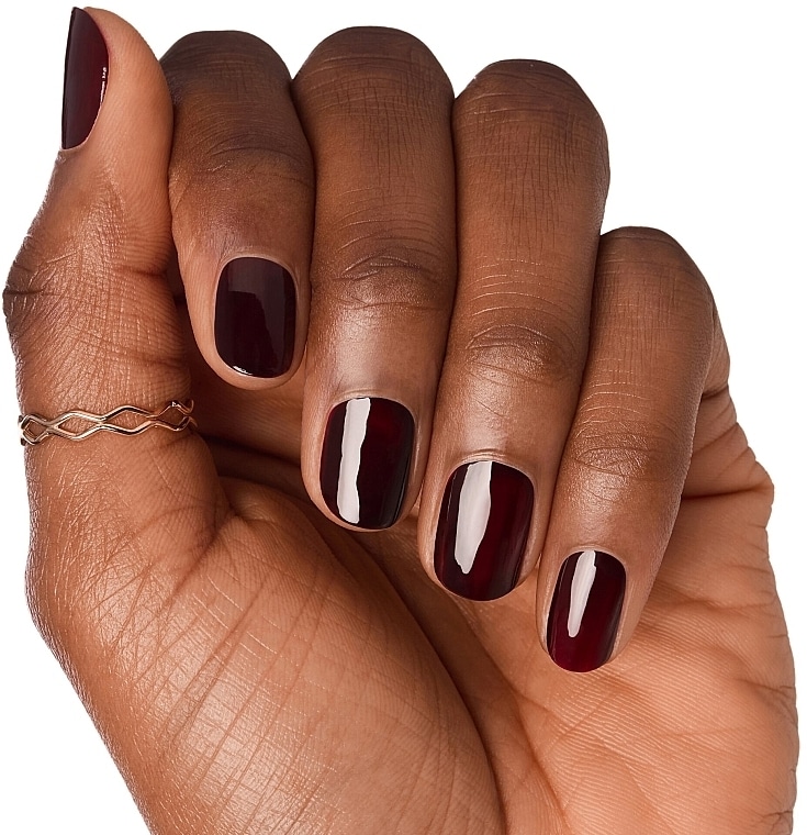 THE ONE Ultimate gel lak za nohte Deep Maroon 8 ml - Akcija v trgovini Oriflame