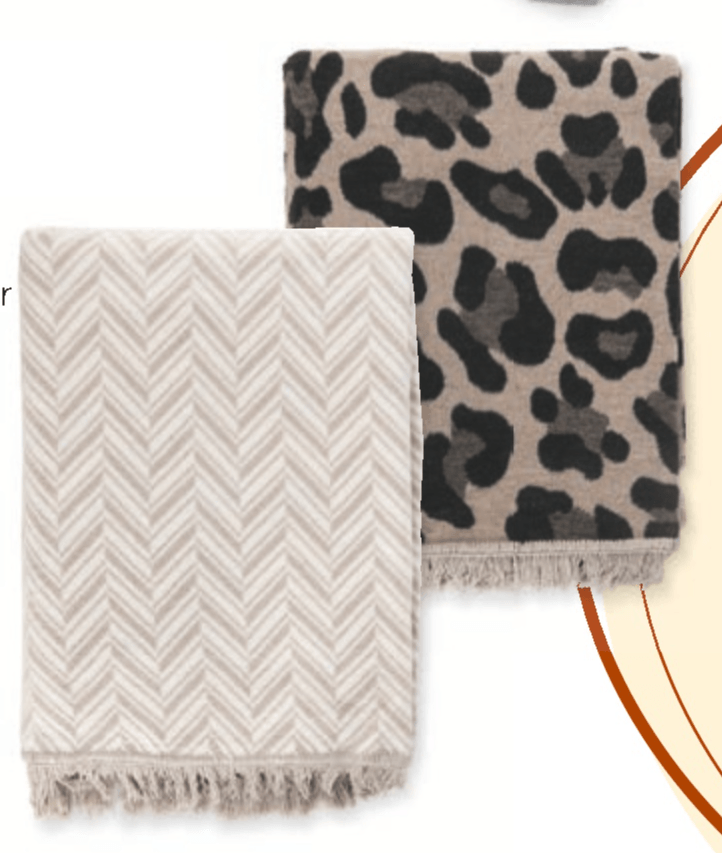 Odeja z resicami Home Creation - Akcija v trgovini Hofer