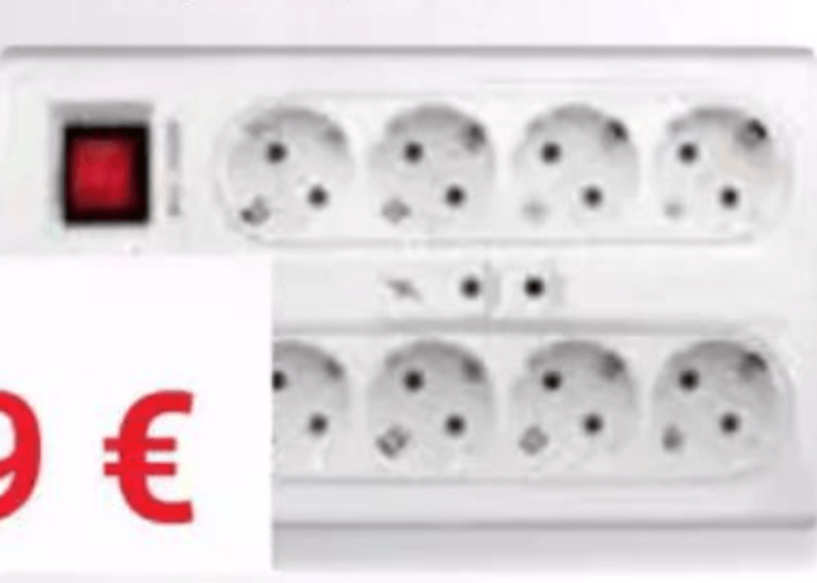 Prenosna vtičnica COMMEL - Akcija v trgovini Pevex