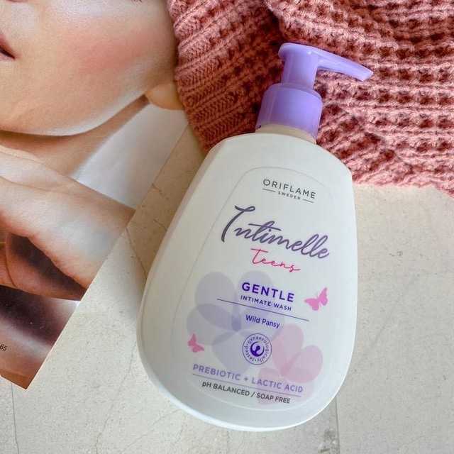 Feminelle nežno intimno milo z izvlečkom bombaža 300 ml - Akcija v trgovini Oriflame