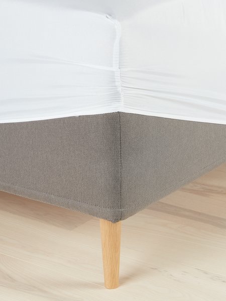 Jogi rjuha iz jerseyja JENNY 120x200 cm - Akcija v trgovini Jysk