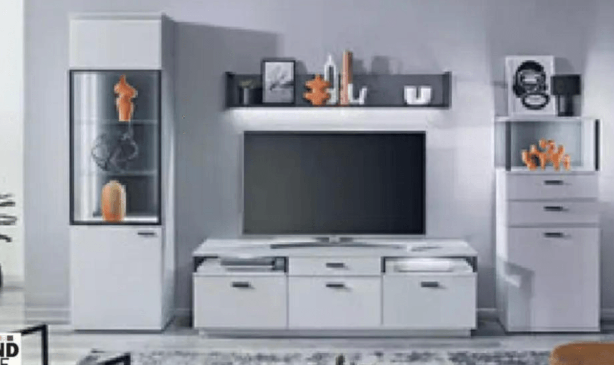 Dnevni regal - Akcija v trgovini Rutar