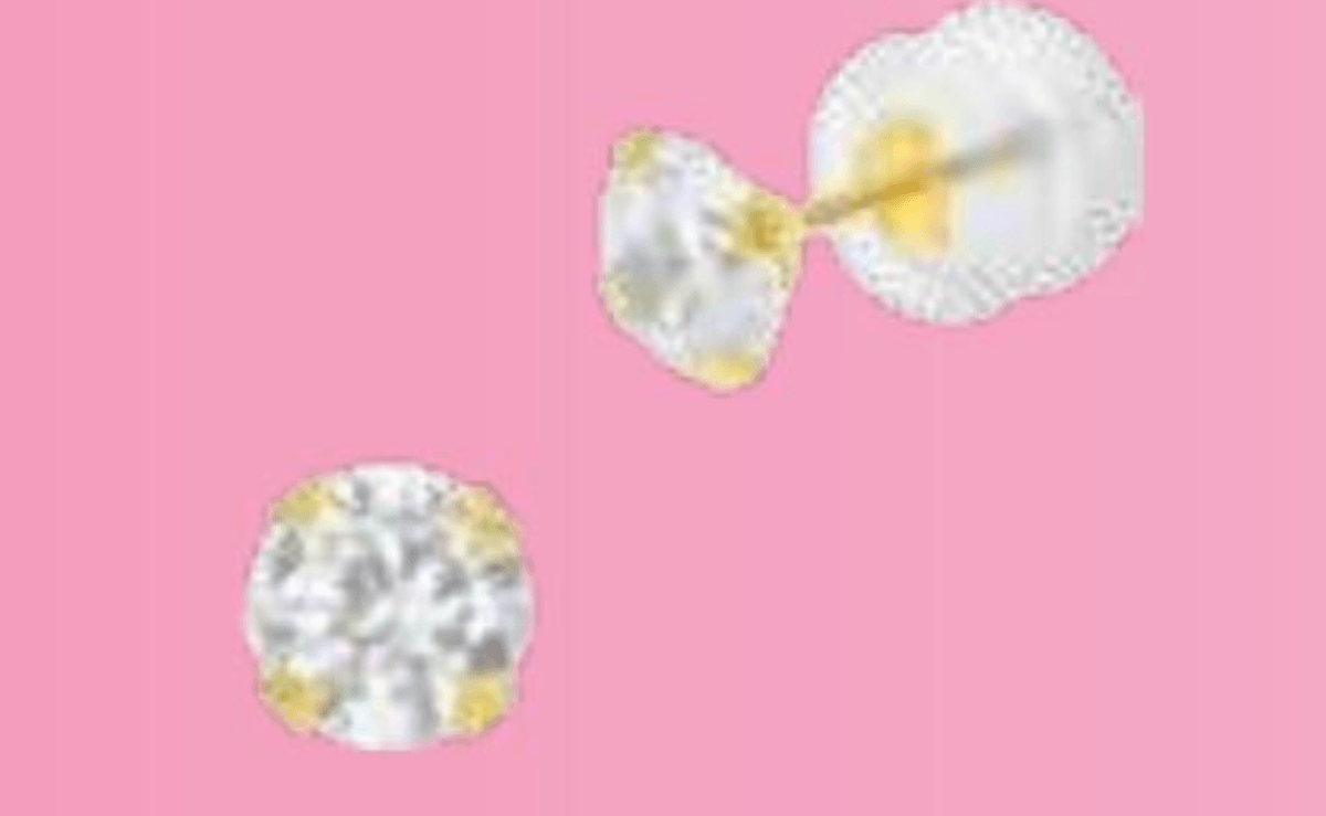 Uhani s cirkonijevima oksidoma - Akcija v trgovini E.Leclerc