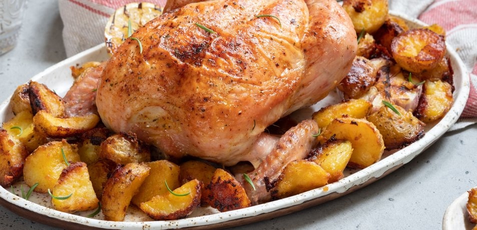 Pečen piščanec - Akcija v trgovini Mercator