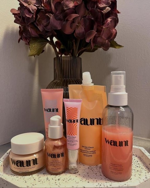 Waunt Woke Up Like This korektivna podlaga 40 ml - Akcija v trgovini Oriflame