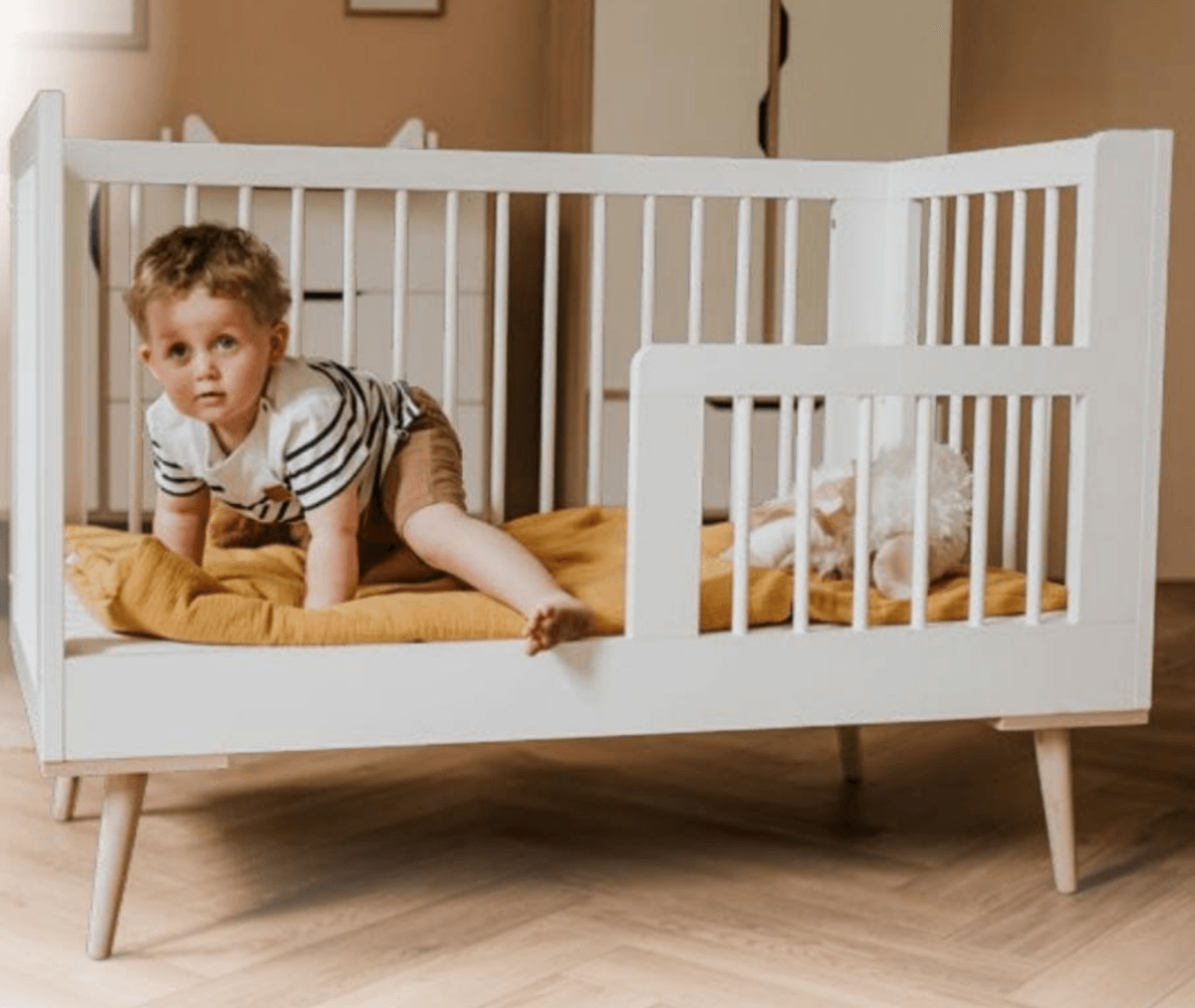 Pohištvo LittleSky Klups - Akcija v trgovini Baby Center