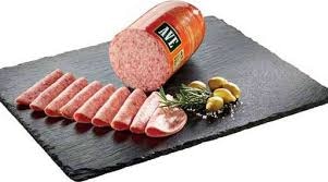 Ljubljanska klobasa Ave - Akcija v trgovini Mercator