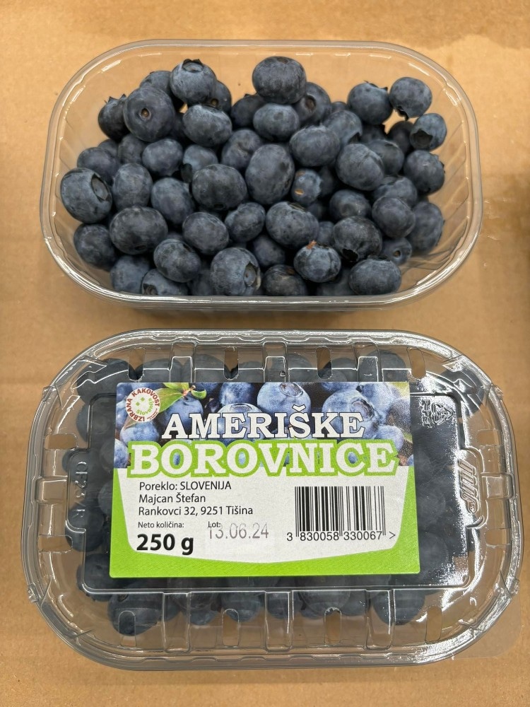 Borovnice pakiranje 250 g Akcija v trgovini Mercator