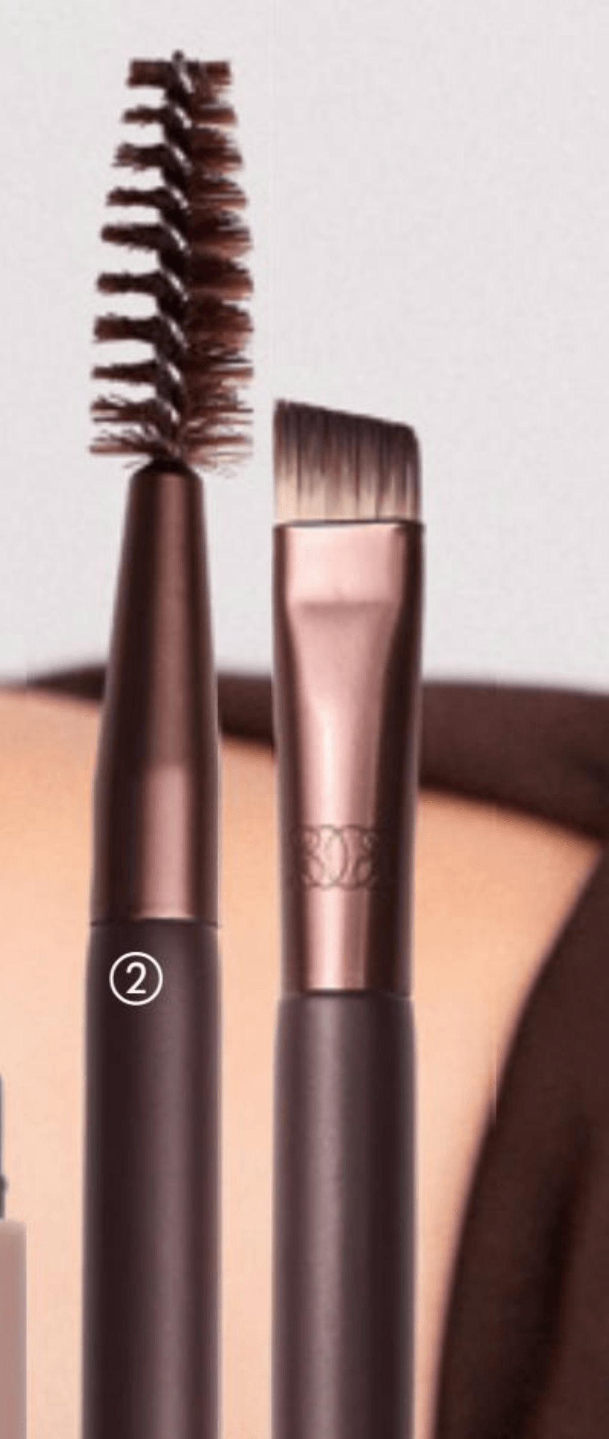 Dvostranski čopič za obrvi - Akcija v trgovini Oriflame