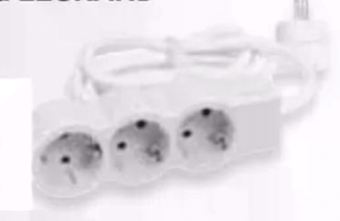 Prenosna vtičnica LEGRAND - Akcija v trgovini Pevex