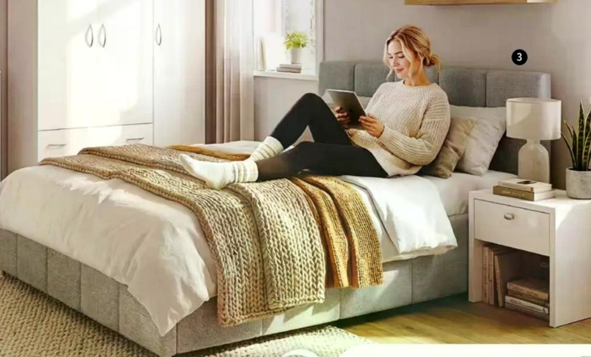 KIRA oblazinjena postelja - Akcija v trgovini Prima