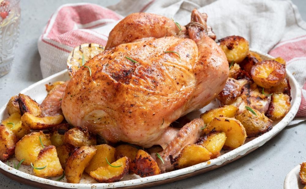 Pečen piščanec - Akcija v trgovini Tuš