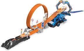 Steza z loopingom - Akcija v trgovini Mercator