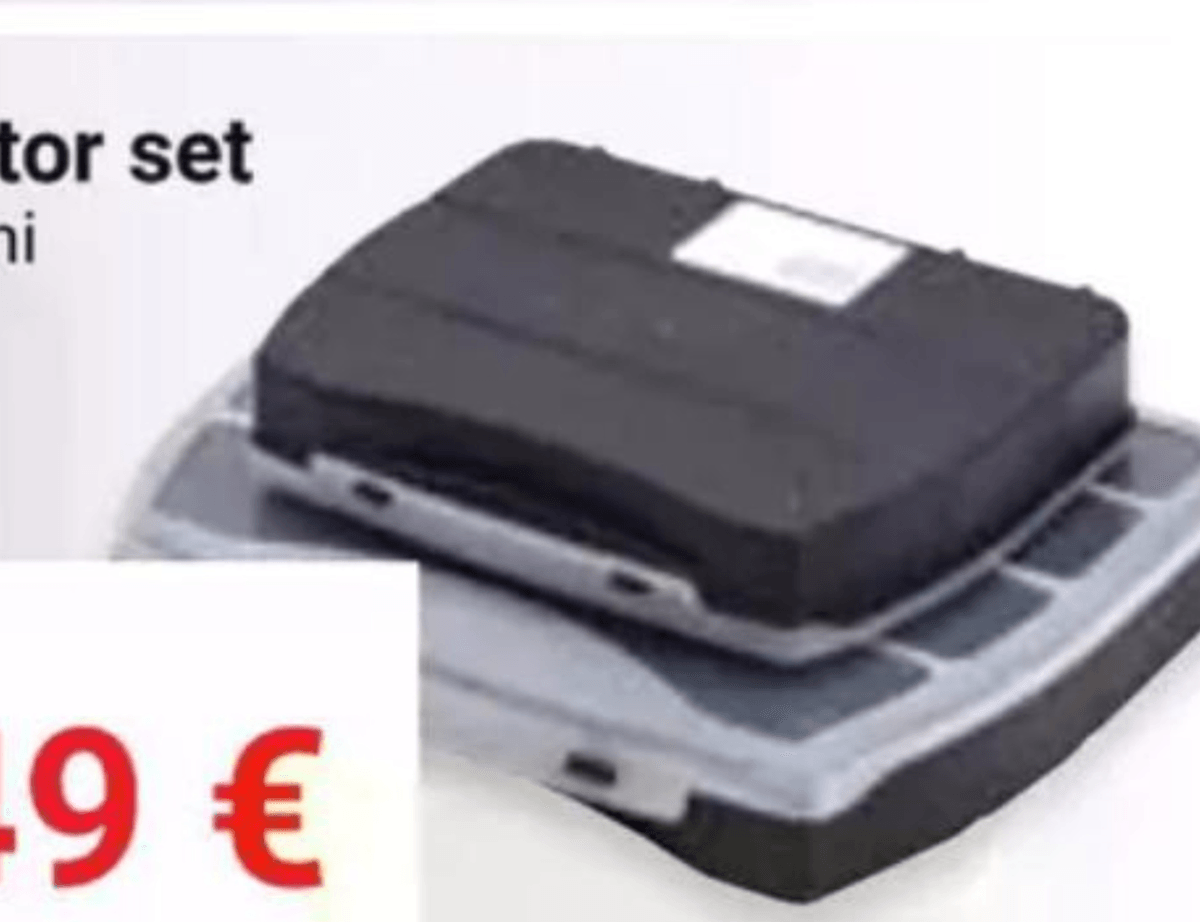 Organizator set 19 + 25-delni - Akcija v trgovini Pevex