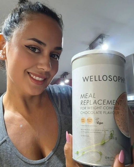 Wellosophy nadomestek obroka 525 g - Akcija v trgovini Oriflame