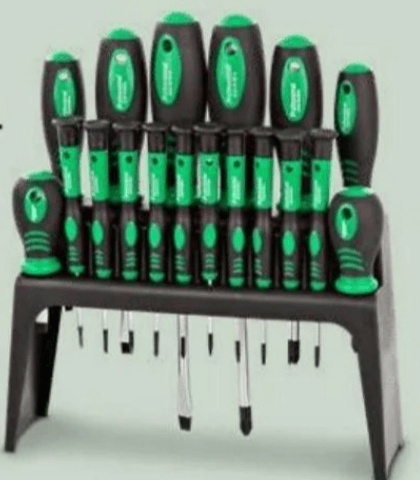 18-delni komplet izvijačev z nosilcem - Akcija v trgovini Eurospin