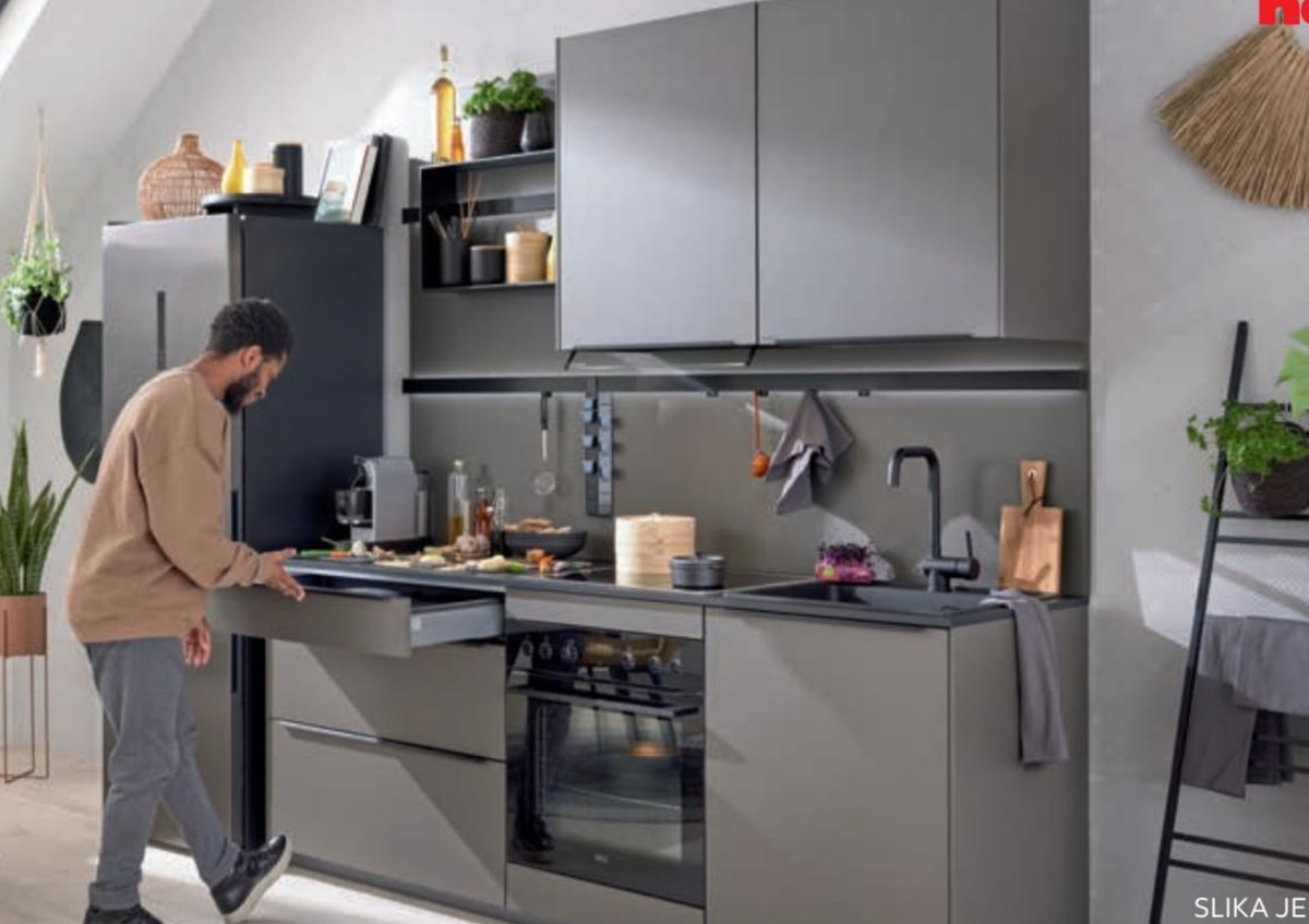 Kuhinjski blok „LASER“ Nobilia - Akcija v trgovini Mömax