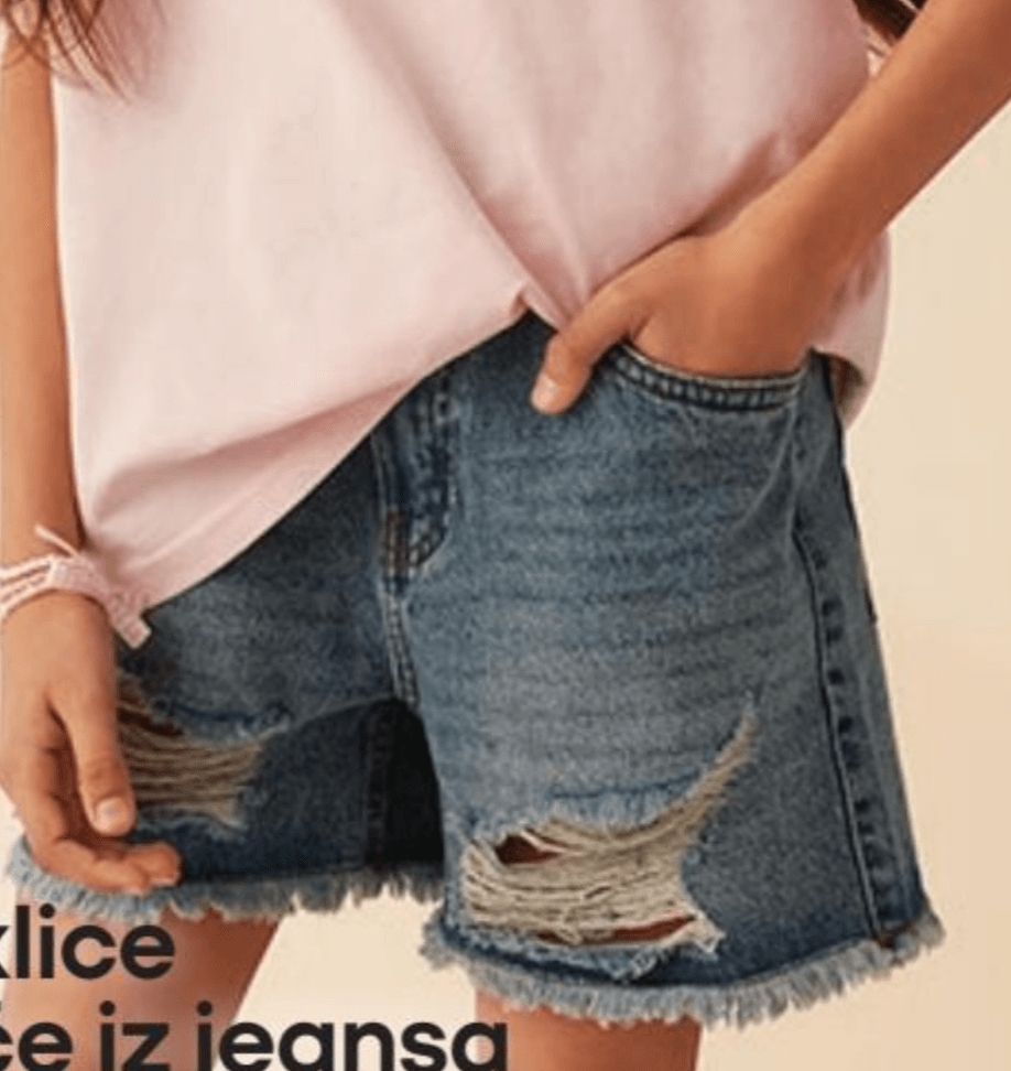 Kratke hlače iz jeansa za deklice - Akcija v trgovini Pepco