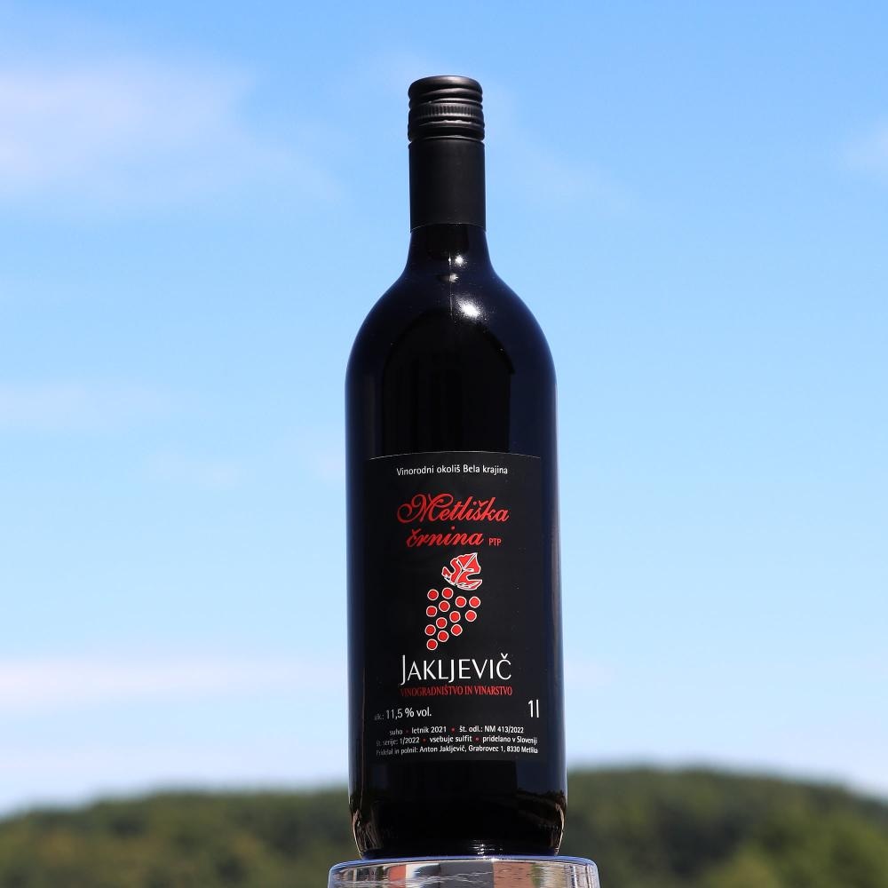 Vino Metliška Črnina PTP 0,75 l - Akcija v trgovini Tuš