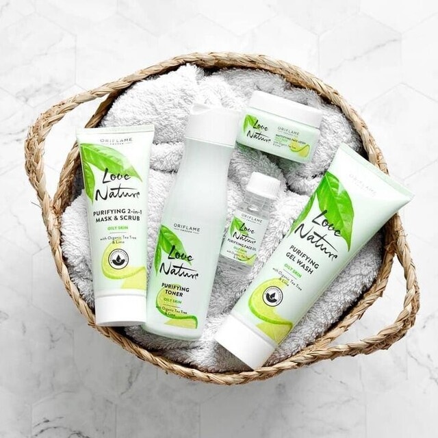 Love Nature čistilni tonik s čajevcem in limeto 150 ml Oriflame - Akcija v trgovini Oriflame