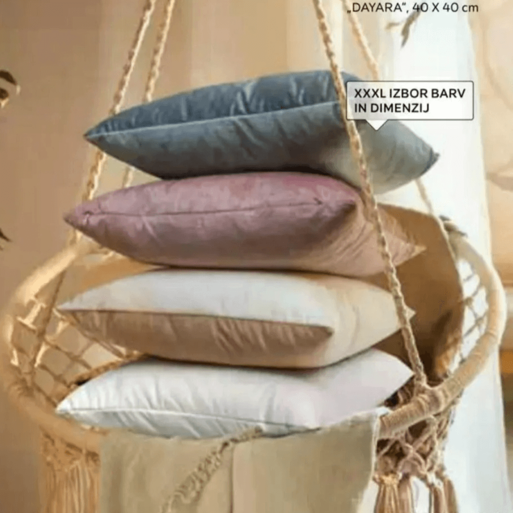 Dekorativen vzglavnik „DAYARA" 40 X 40 cm ESPOSA - Akcija v trgovini Lesnina