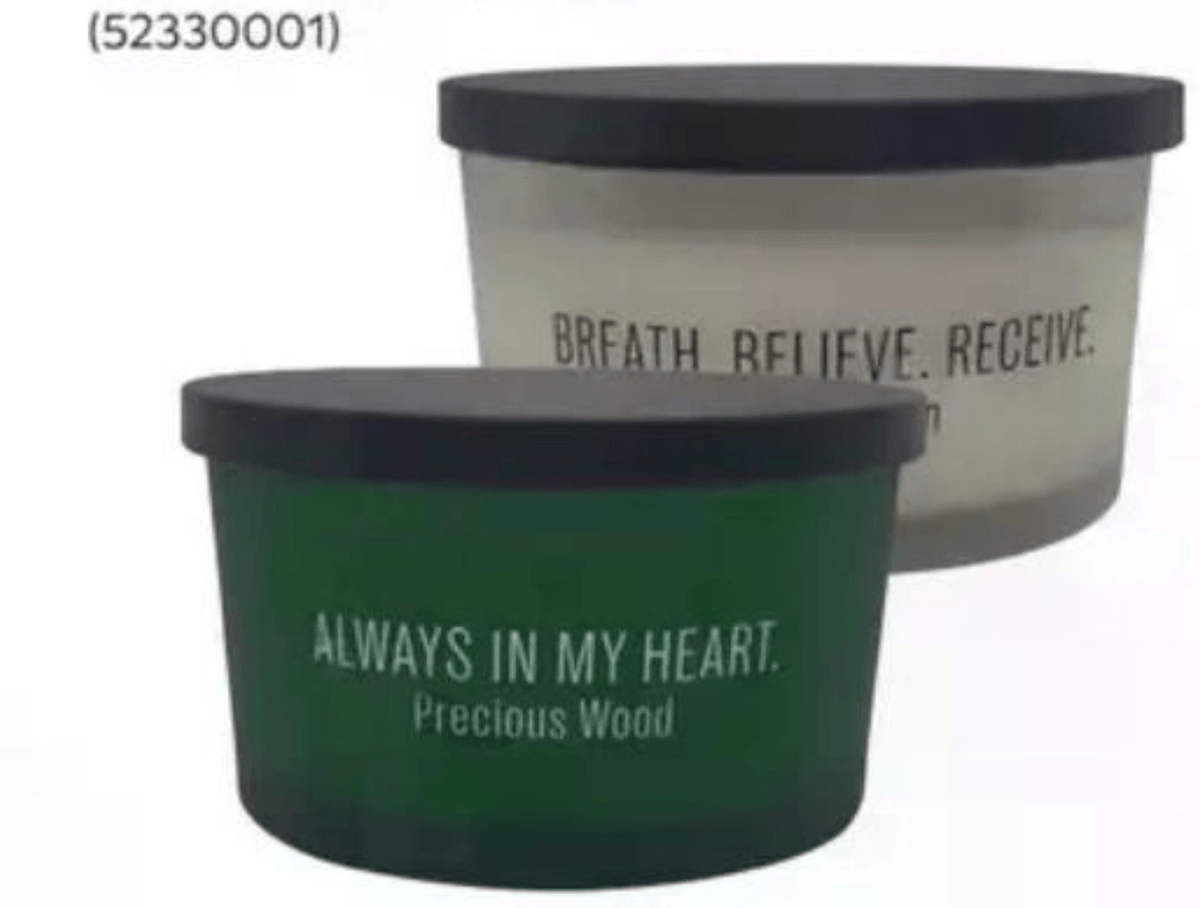 Dišeča sveča „LIGHT" - Akcija v trgovini Mömax