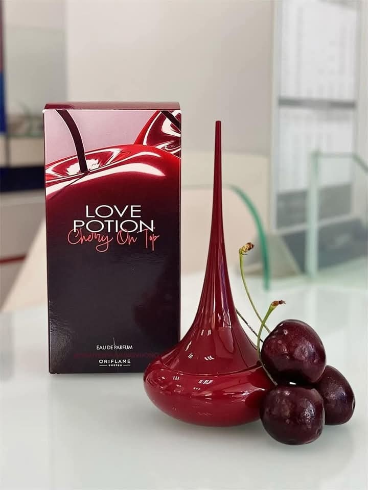 Love Potion Cherry on Top krema za roke 75 ml Oriflame - Akcija v trgovini Oriflame