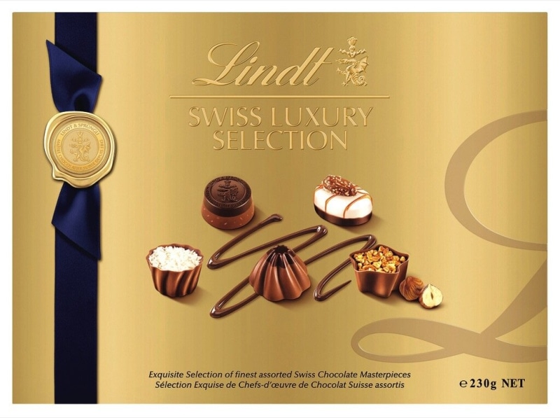 Praline Swiss Luxury Selection 230 g LINDT - Akcija v trgovini Spar