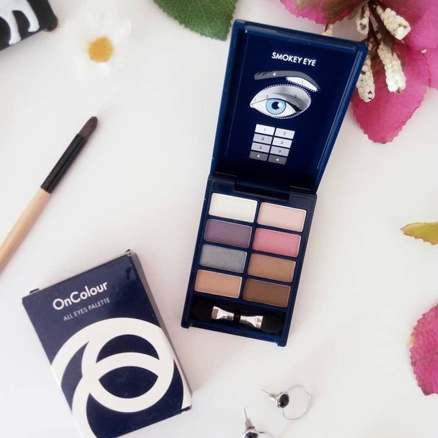 OnColour All Eyes paleta senčil za oči 4.24 g. - Akcija v trgovini Oriflame