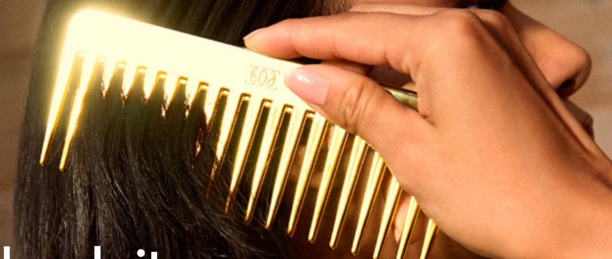 Golden glavnik za lase - Akcija v trgovini Oriflame